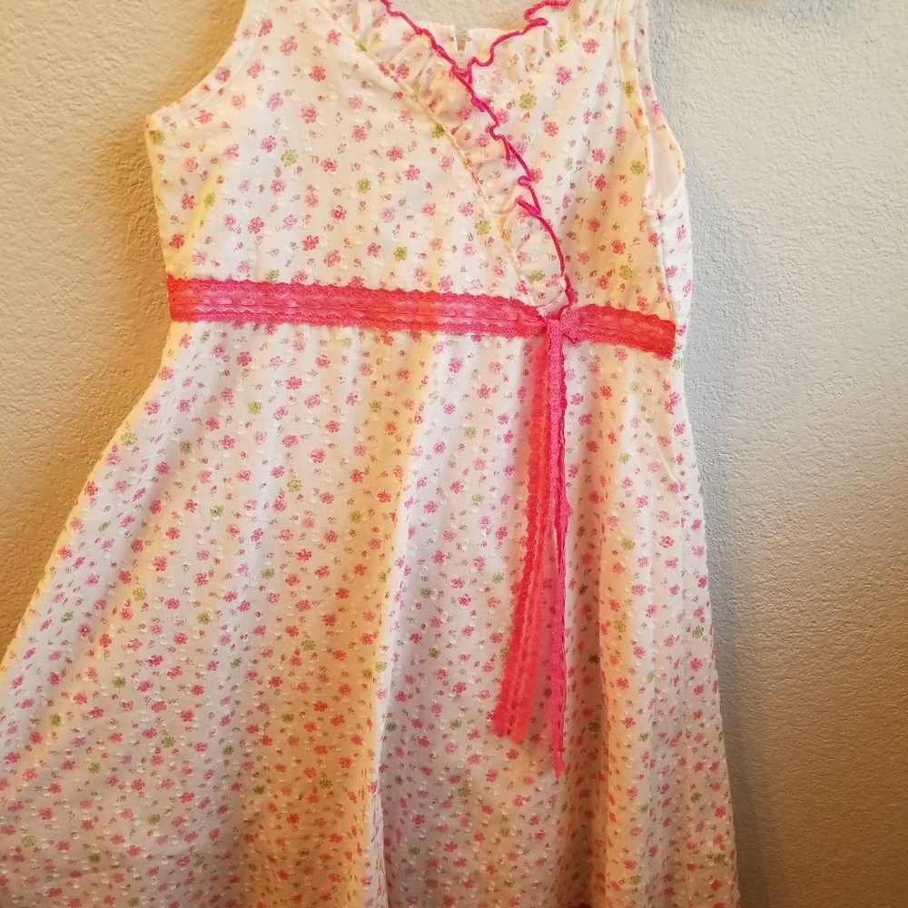 Girls dress